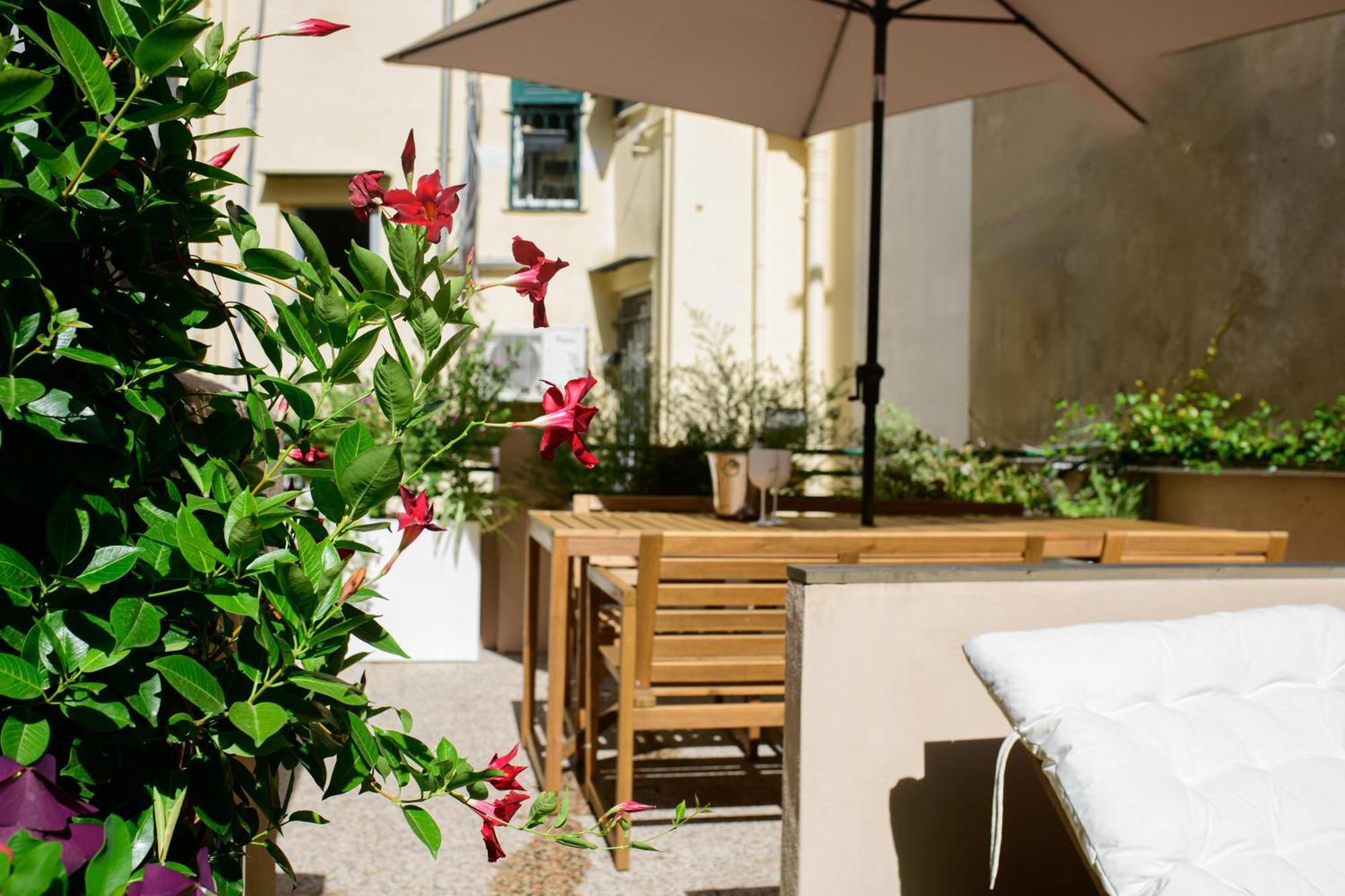 Petit Bijou Near Porto Antico Apartment Genova Exterior foto